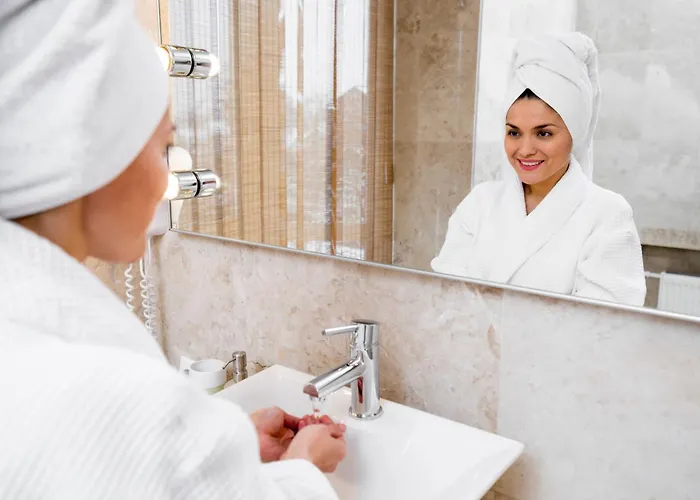 Otel Noir - Free Brunch & Breakfast Until 13-00 - Vicinissimi A Mirabilandia