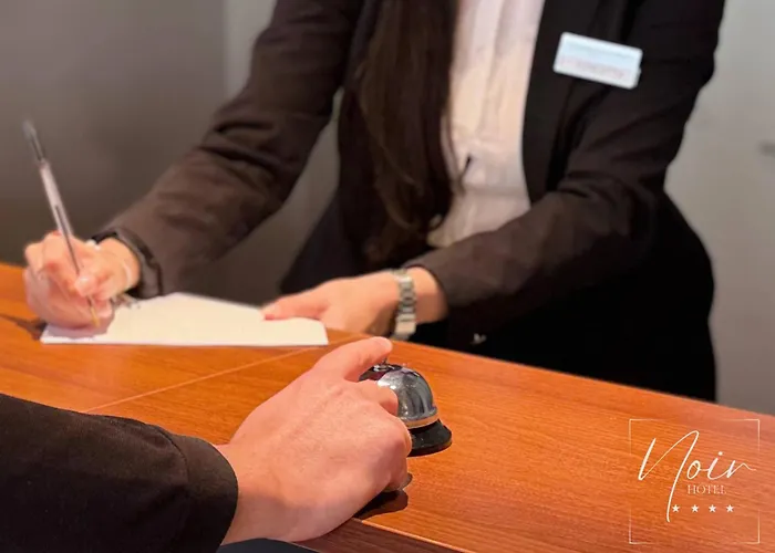 Otel Noir - Free Brunch & Breakfast Until 13-00 - Vicinissimi A Mirabilandia Milano Marittima