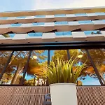 Noir - Free Brunch & Breakfast Until 13-00 - Vicinissimi A Mirabilandia Milano Marittima