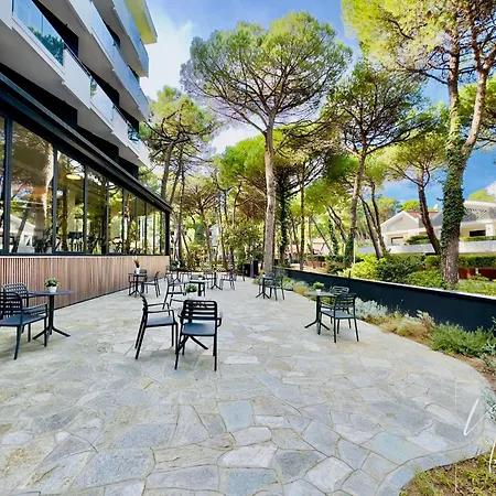 Noir - Free Breakfast & Brunch Until 13-00 - Vicinissimi A Mirabilandia Ξενοδοχείο 4*