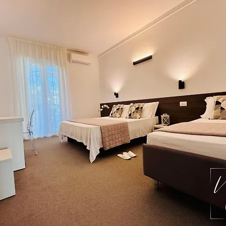 Ξενοδοχείο Noir - Free Brunch & Breakfast Until 13-00 - Vicinissimi A Mirabilandia