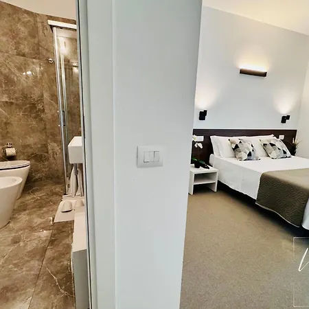 Noir - Free Brunch & Breakfast Until 13-00 - Vicinissimi A Mirabilandia 호텔 밀라노마리티마