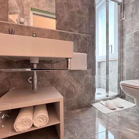 Noir - Free Brunch & Breakfast Until 13-00 - Vicinissimi A Mirabilandia 호텔