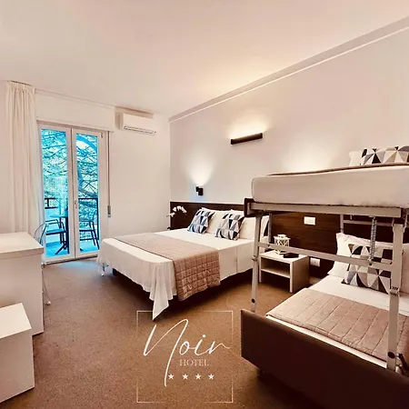 Noir - Free Breakfast & Brunch Until 13-00 - Vicinissimi A Mirabilandia Ξενοδοχείο