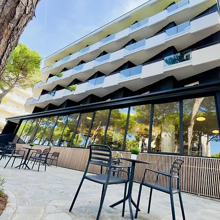 Noir - Free Brunch & Breakfast Until 13-00 - Vicinissimi A Mirabilandia Ξενοδοχείο Μιλάνο Μαριτίμα