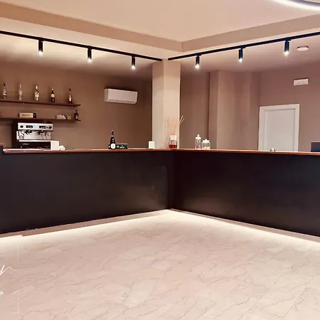 Ξενοδοχείο Noir - Free Brunch & Breakfast Until 13-00 - Vicinissimi A Mirabilandia Μιλάνο Μαριτίμα