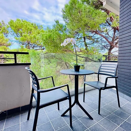 Noir - Free Brunch & Breakfast Until 13-00 - Vicinissimi A Mirabilandia 4* Μιλάνο Μαριτίμα