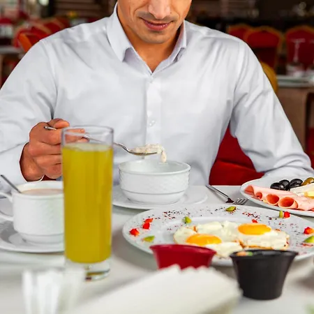 Noir - Free Brunch & Breakfast Until 13-00 - Vicinissimi A Mirabilandia Hotel Milano Marittima