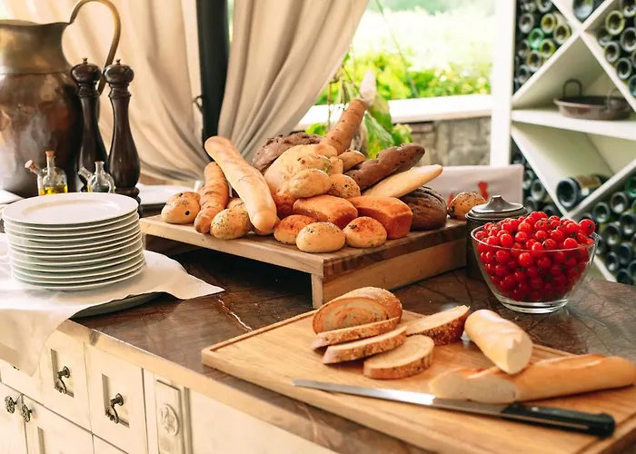 Noir - Free Brunch & Breakfast Until 13-00 - Vicinissimi A Mirabilandia 4*