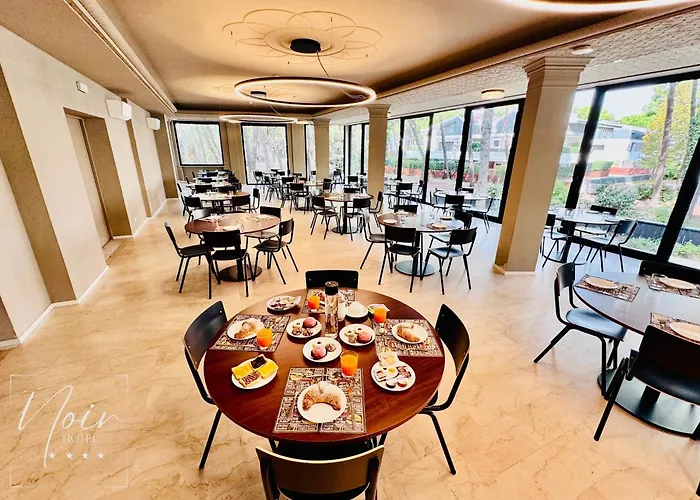 فندق Noir - Free Brunch & Breakfast Until 13-00 - Vicinissimi A Mirabilandia ميلانو ماريتيما